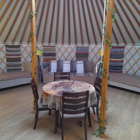 Szent Marton Jurtaszallas Zalakaros Koezeleben *