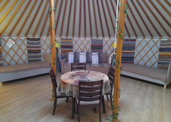 Szent Marton Jurtaszallas Zalakaros Koezeleben *